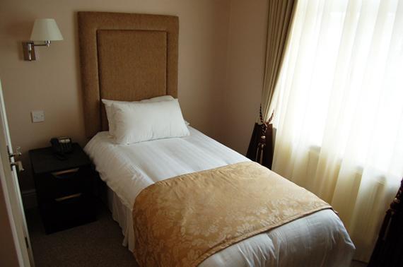 Devonshire Hotel Hornchurch Bilik gambar